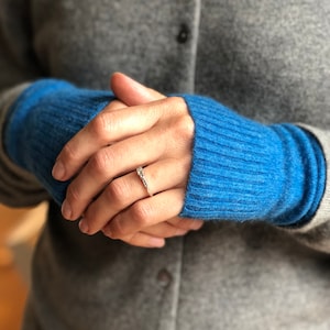 Cashmere Wrist Warmers No thumbs! blues (women's S/M)