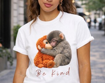 モンキー・パンチTシャツ、Be Kind Baby Monkey ハグぬいぐるみテディTシャツ、感動のギフト、動物好きへのギフト、Kindness is Free、Brave Punch
