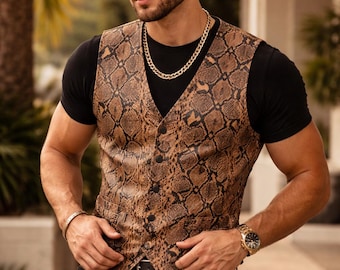 Pytonfärgad väst och keps i äkta läder | Exotisk brun ormskinnsväst för män | Lyxset