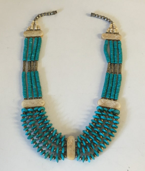 Vintage Faux Turquoise & Bone Colored Beaded Stat… - image 1