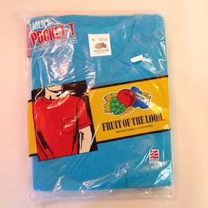Vintage 1991 NOS Fruit of the Loom Single Stitch Cotton Pocket-T Turquoise XL T-Shirt