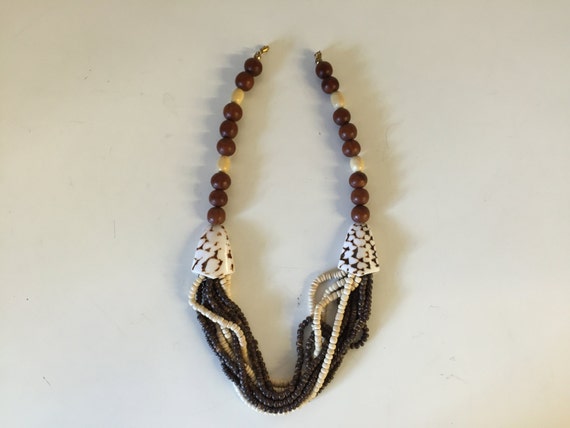 Vintage Vacationer Shell & Wood Beaded Statement … - image 4