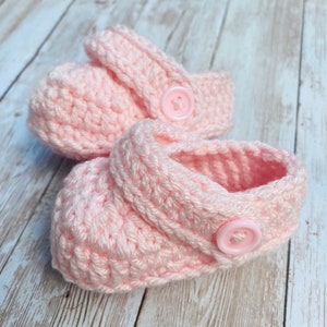 Crochet Infant Baby SANDALS Button Strap CLOG Booties // Size 3-12 Mos // Many Color Options image 2