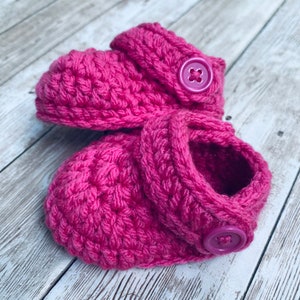 Crochet Newborn Infant Baby Hot Pink SANDALS Button Strap  CLOG Booties // Many Color Options