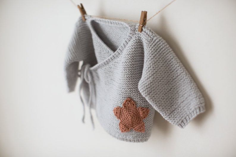 Baby Sweater KNITTING PATTERN baby kimono jumper pattern newborn to 6 months sizes image 1