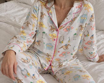 Set pigiama equestre, pigiama con stampa di cavalli, pigiama a tema Derby, set da relax preppy, estetica old money, regalo per lei