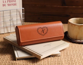 Personalized Leather Glasses Case,Custom Vintage Magnetic Eyeglasses Holder,Sunglasses Box,Wedding Bridesmaid Gift,Gift for Her,Best ManGift