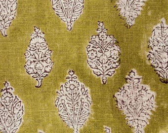 Tela de lino estampada a mano: Motivo de hojas en amarillo mostaza