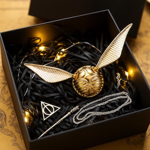 Golden snitch ring box - Etsy 日本