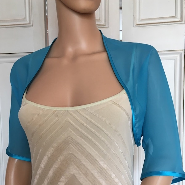 Bleu électrique / Turquoise turquoise mousseline coude longueur manchon boléro / haussement d’épaules / veste avec bordure en satin