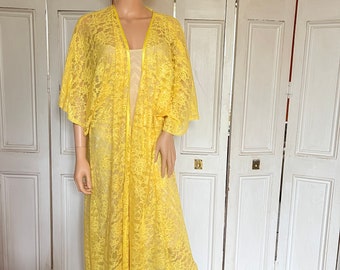 Long kimono en dentelle/Manteau/couverture/revêtement de protection/boléro avec bordure en satin Jaune