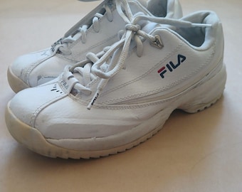 Vintage 90s Fila Women's White Size 6 Disruptor II Premium Fashion Sneakers