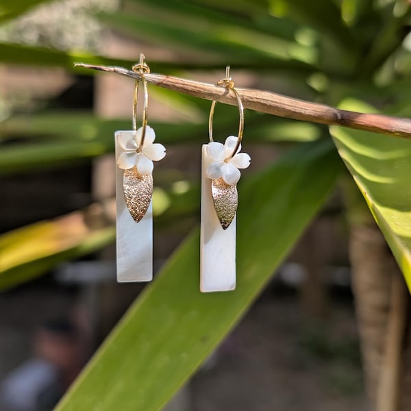 Mother-of-pearl shell earrings - Handmade jewelry