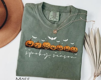 Spooky Season Shirt, Halloween Pumpkin T-Shirt, Comfort Colors Fall Tee, Vintage Halloween Shirt, Pumpkin Graphic Tee, Halloween Gift