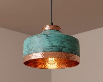 Lampada a sospensione in rame verderame, plafoniera in rame realizzata a mano, illuminazione industriale