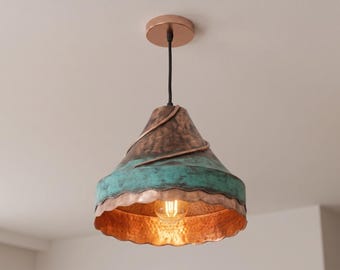 Lampada a sospensione in rame realizzata a mano, illuminazione rustica a cupola, lampada da soffitto moderna