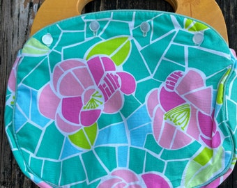 Lilly Pulitzer Bermuda Bag Purse Handbag Wood Handle Aqua Blue Pink Floral Mosaic Reversible 4 Button Cover 90s Vintage 1990s Clutch Handbag