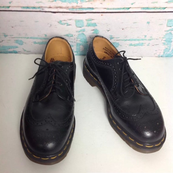 wingtip doc martens
