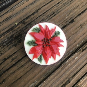 Vintage Christmas Poinsettia Circle Brooch Red Green Holiday Flower Pin Plastic Vtg Jewelry