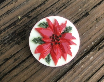 Vintage Christmas Poinsettia Circle Brooch Red Green Holiday Flower Pin Plastic Vtg Jewelry