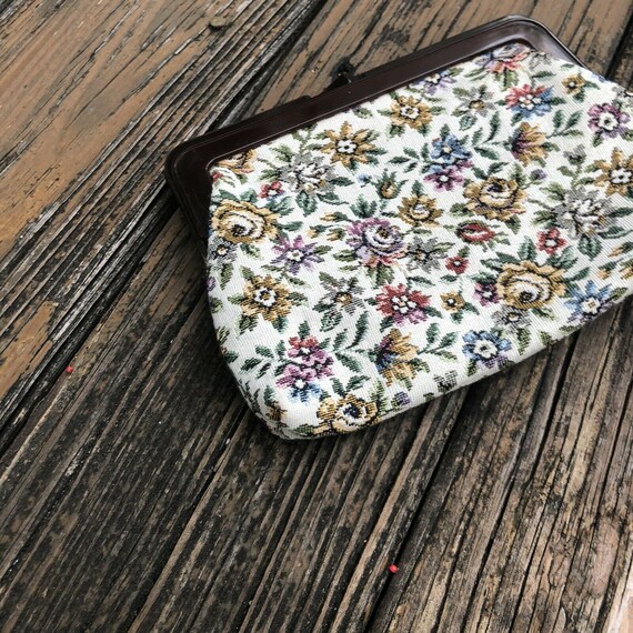 Vintage Cream Floral Tapestry Purse Handbag Bag C… - image 4