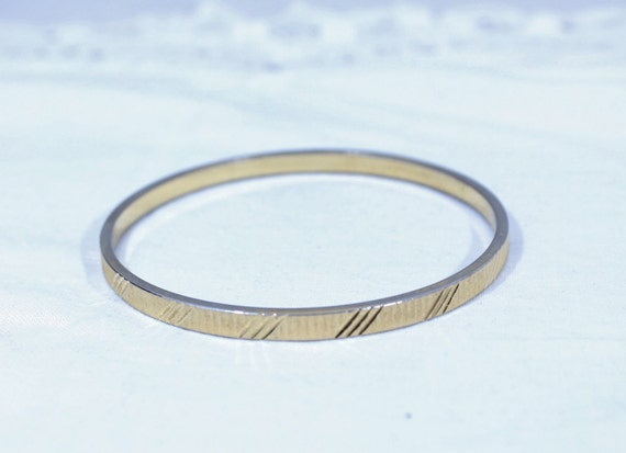 Nice MONET Gold Tone With Etched Loop Bangle Brac… - image 2