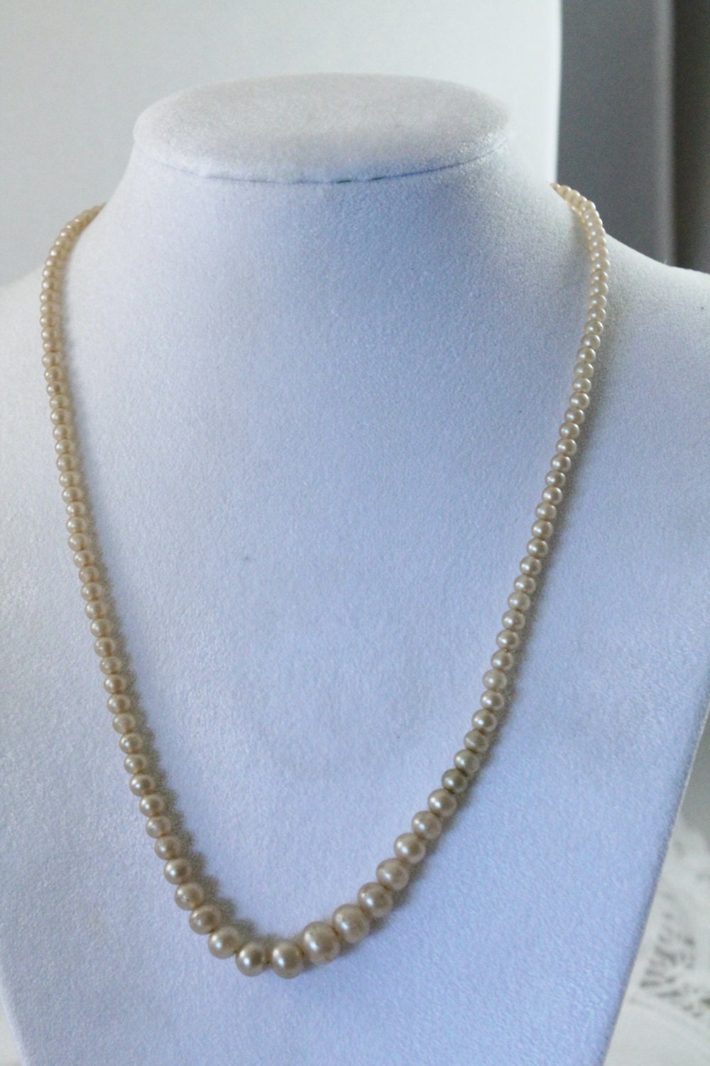 Older Vintage Faux Pearl Necklace - Etsy