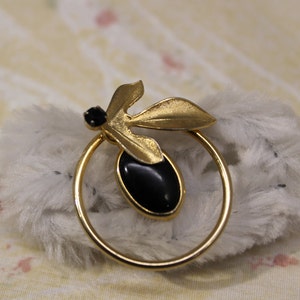 Golden Leaf and Circle With Black Stone / Crystal  Pin / Brooch