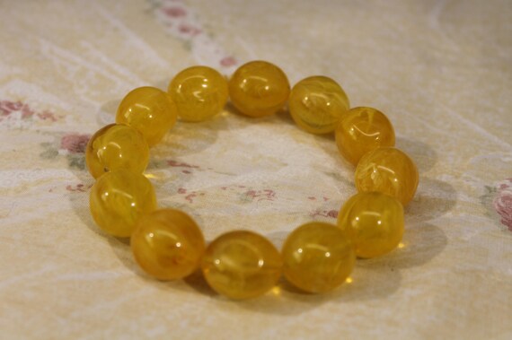 Plastic Yellow Marble Look Stretch Beaded Bracelet - image 2