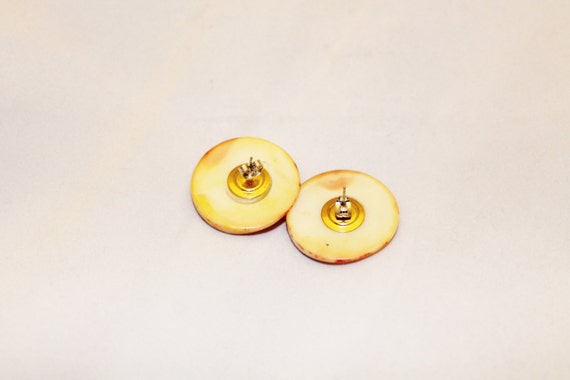 Nice Rust / Yellow Plastic Rounded Pierced Earrin… - image 2