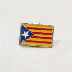 Small Estelada Flag Pin / Tie Tack