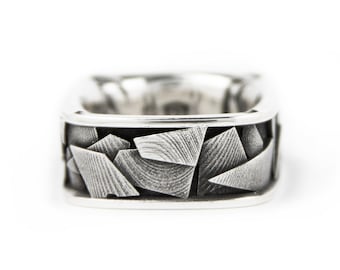 Quadrilaterals Ring Tilting and stacked in Sterling Silver