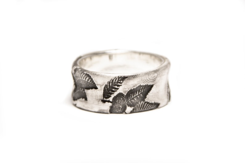 in Sterling Silver Impressions Band