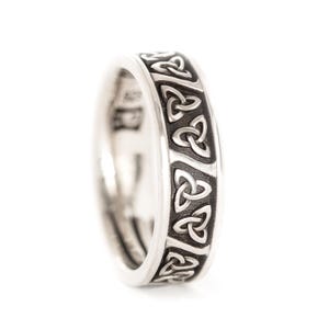Celtic Trinity Knot ring
