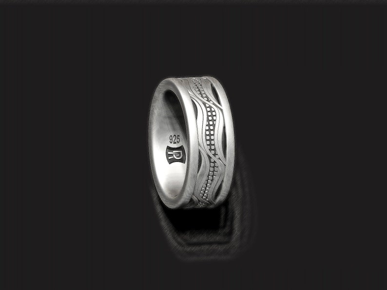 in sterling silver Corn husk ring farmer band