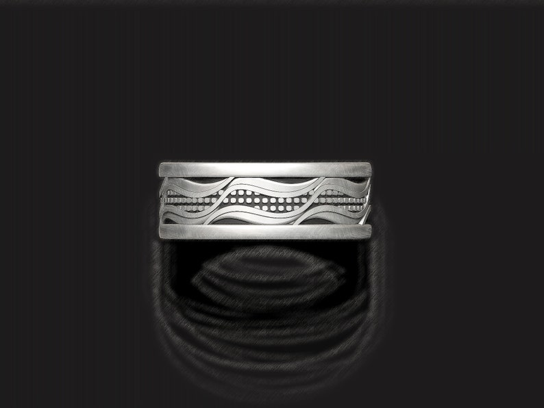 in sterling silver Corn husk ring farmer band