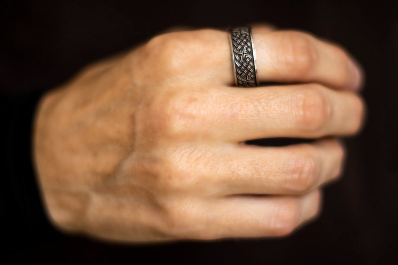 Celtic knot band Sterling Silver