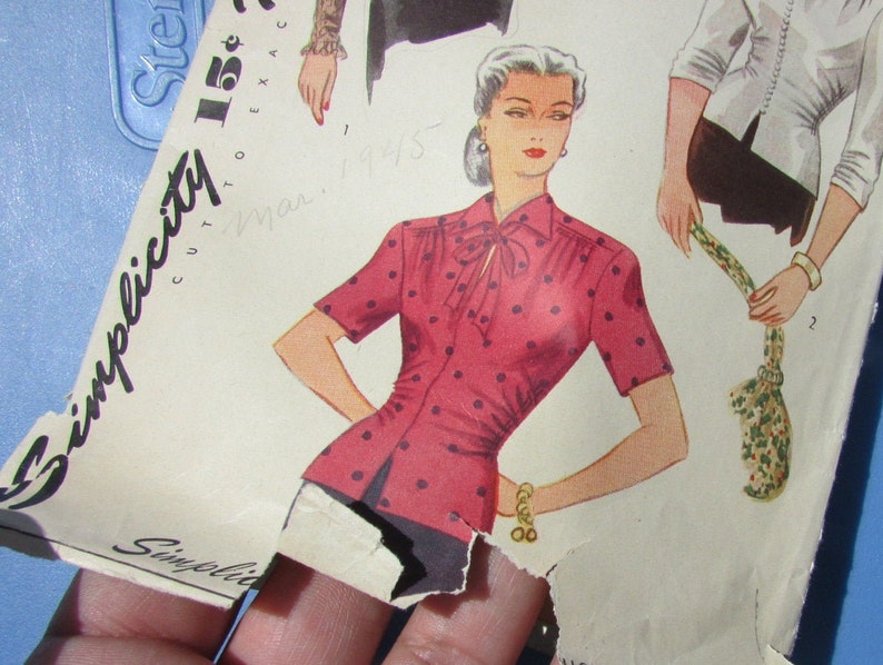 1940s Sewing Pattern Fitted Blouse Simplicity#1120 Vintage Bust 36 Illusion Lace Overblouse Keyhole Top