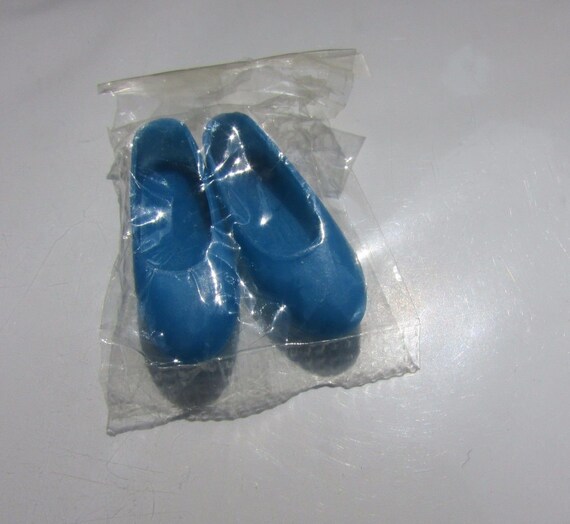 skipper doll shoes
