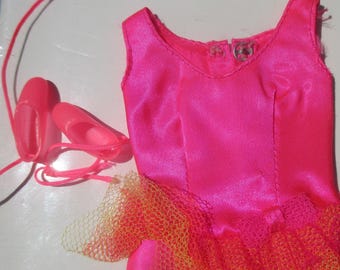 Vintage Barbie Prima Ballerina Mod Rare #1787 Hot Pink Original 1970 Mattel clothes