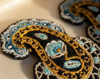 Orecchini di lusso con motivo Paisley ricamati a mano, gioielli persiani, regalo d'arte indossabile per lei, orecchini tessili vistosi