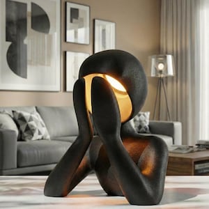 3Dプリントの「考える人」ランプ - モダンアート彫刻テーブルライト