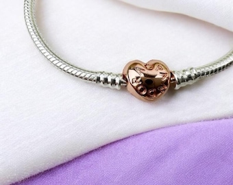 Bracciale Pandora Moments in argento sterling S925 con catena a serpente: chiusura a cuore