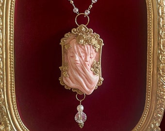 Peach and Gold Veiled Twin Face - 3D Necklace