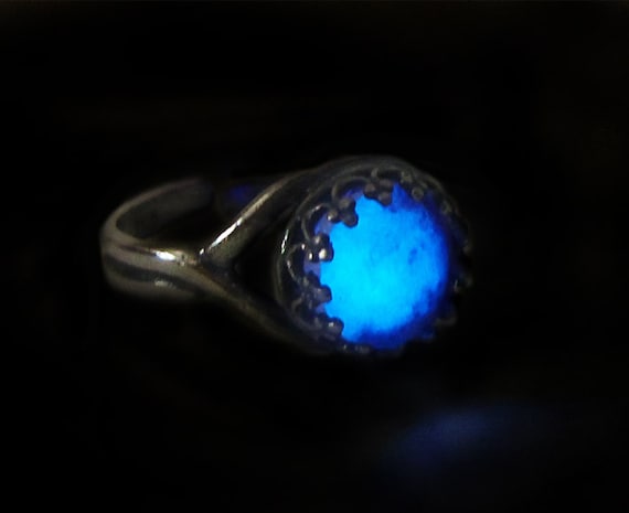 Glow in the dark moon ring clearance