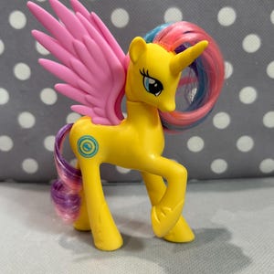 My Little Pony G4 Princess Gold Lily Cutie Mark Magic Celebration Vintage MLP Retro Brushable 2014 Alicorn Pegasus Tinsel Rainbow Power