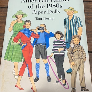American family of the confederacy, Fashion paper dolls Tom Tierney, Dover Publications 1995 Vintage Uncut Movie Memorabilia book