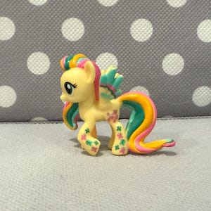 My Little Pony G4 Mini Blind Bag Figure Fluttershy Soaring Pegasus Set 2013 Rainbowfied Vintage MLP Movie Film Friendship is Magic