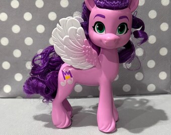 My Little Pony G5 Pipp Petals Fashion Styling 6" Vintage MLP Retro New Generation Friendship 2021 Brushable Pink Purple Pegasus