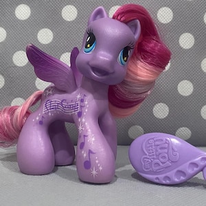 My Little Pony G3.5 Starsong Pegasus 2009 Twice as Fancy Ponies TAF Cutie Marks Vintage MLP pony MLP Retro Complete with brush comb